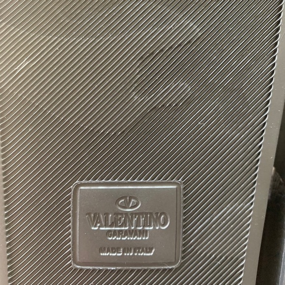 VALENTINO GARAVANI VLTN Logo-Embossed Slide UNISEX - Picture 9 of 15